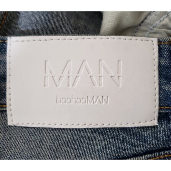 Man Boohoo Man, Men's Skinny, Frayed holes, Patches, 5 pocket, Blue Jeans, 28R - Picture 9 of 9